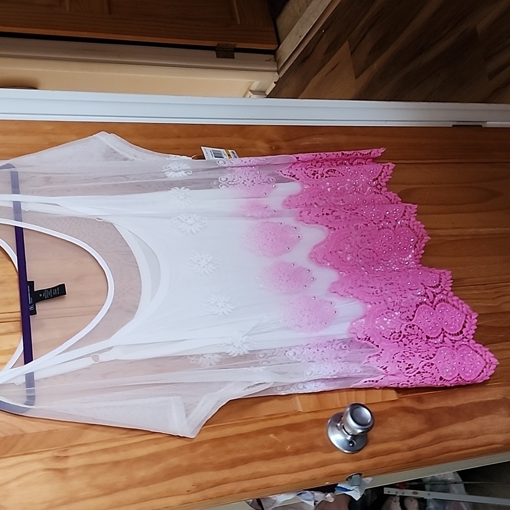 2 piece top NWOT